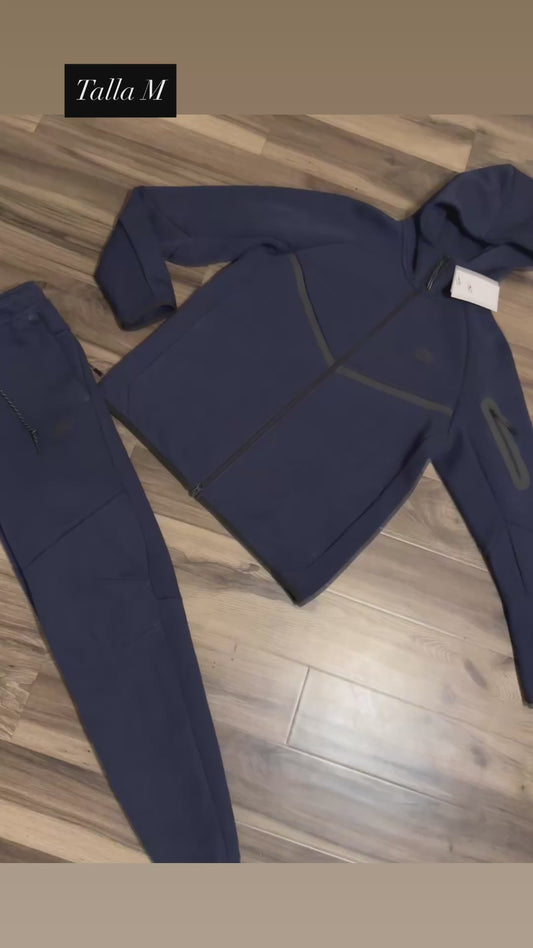 Buzo nike tech